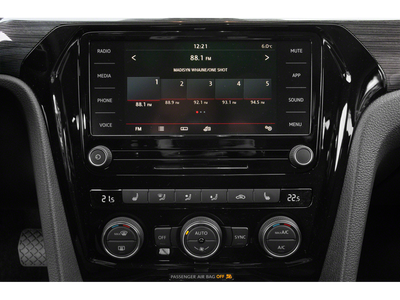2022 Volkswagen PASSAT 2.0T SE