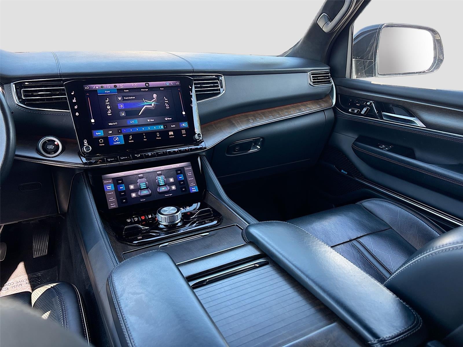 2023 Jeep Grand Wagoneer Series II
