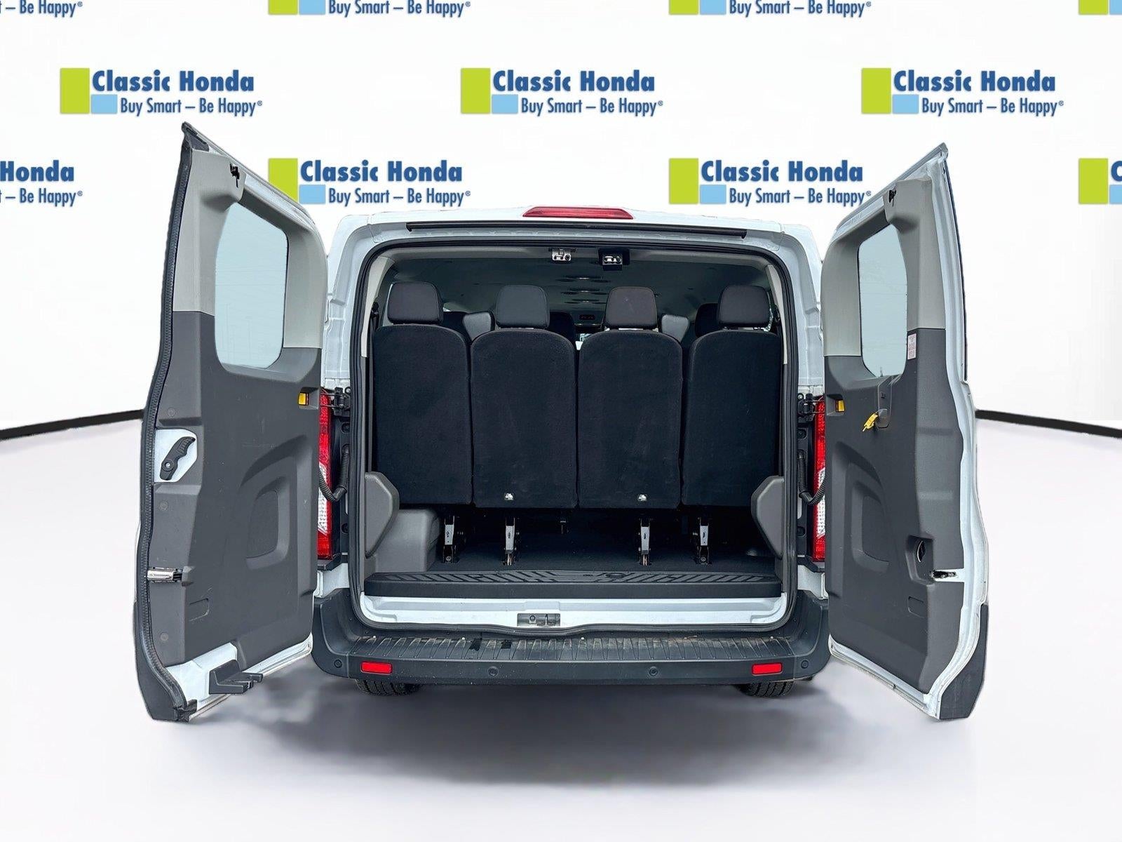 2023 Ford Transit 350 XLT