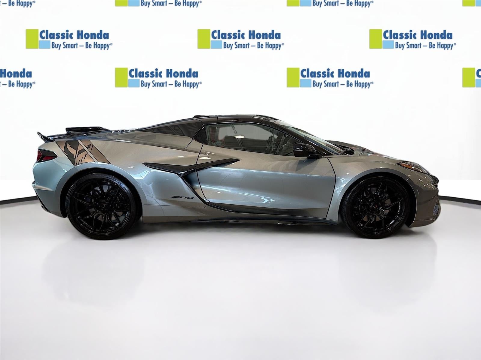 2024 Chevrolet Corvette 1LZ