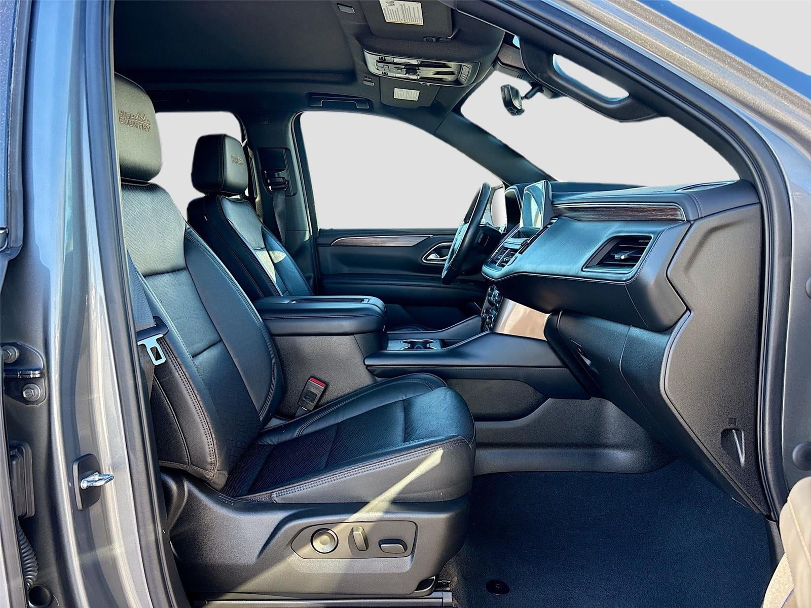 2021 Chevrolet Suburban High Country