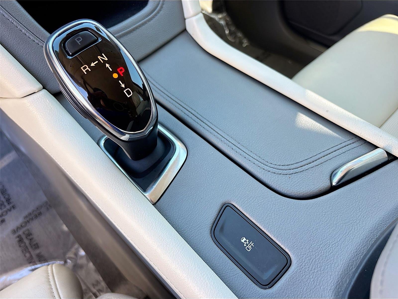 2017 Cadillac XT5 Luxury FWD