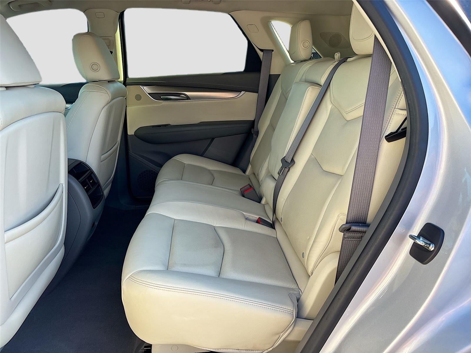 2017 Cadillac XT5 Luxury FWD