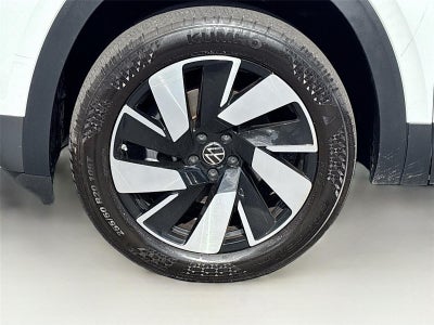 2025 Volkswagen Atlas Cross Sport 2.0T SE w/Technology