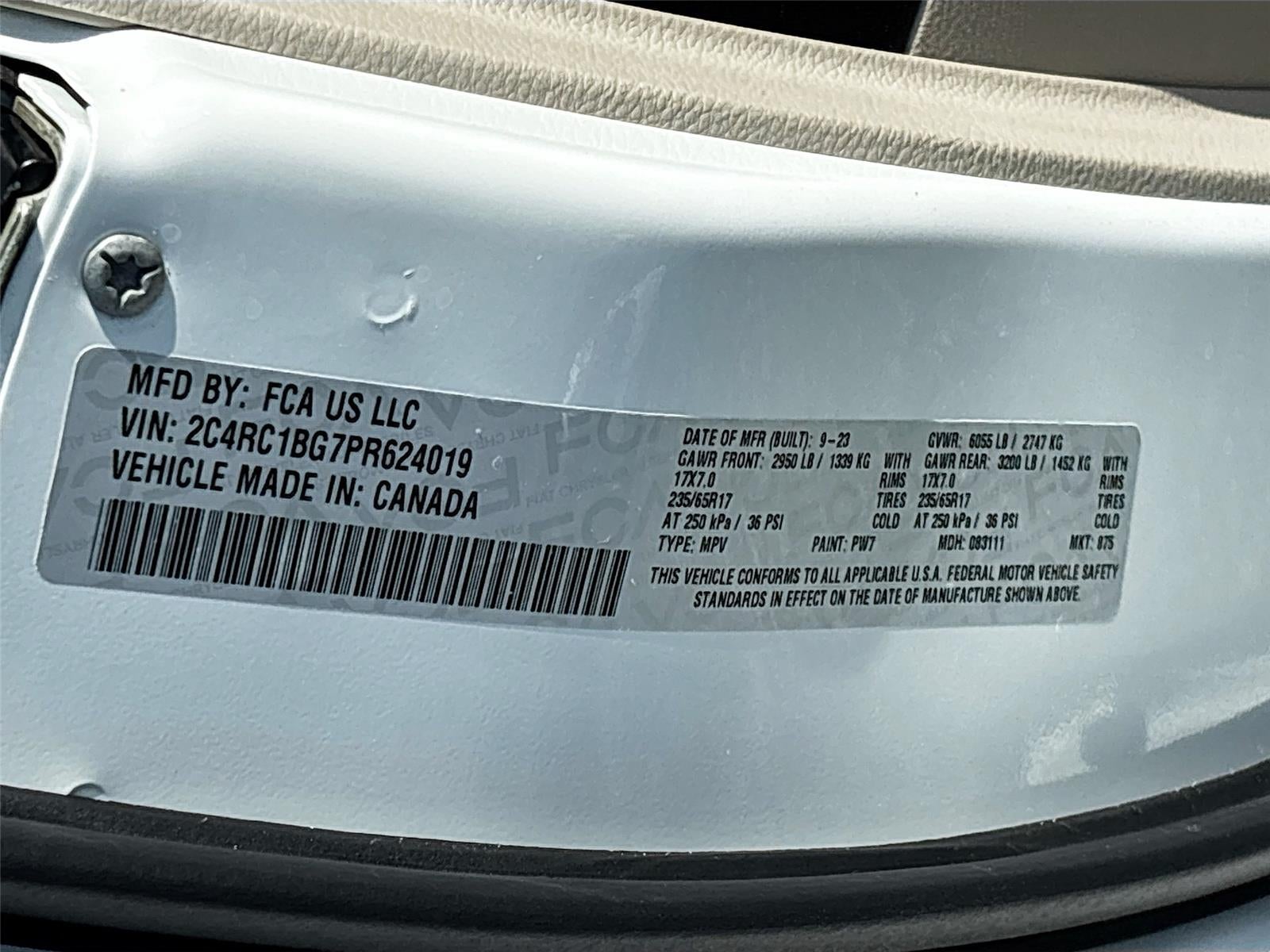 2023 Chrysler Pacifica Touring L