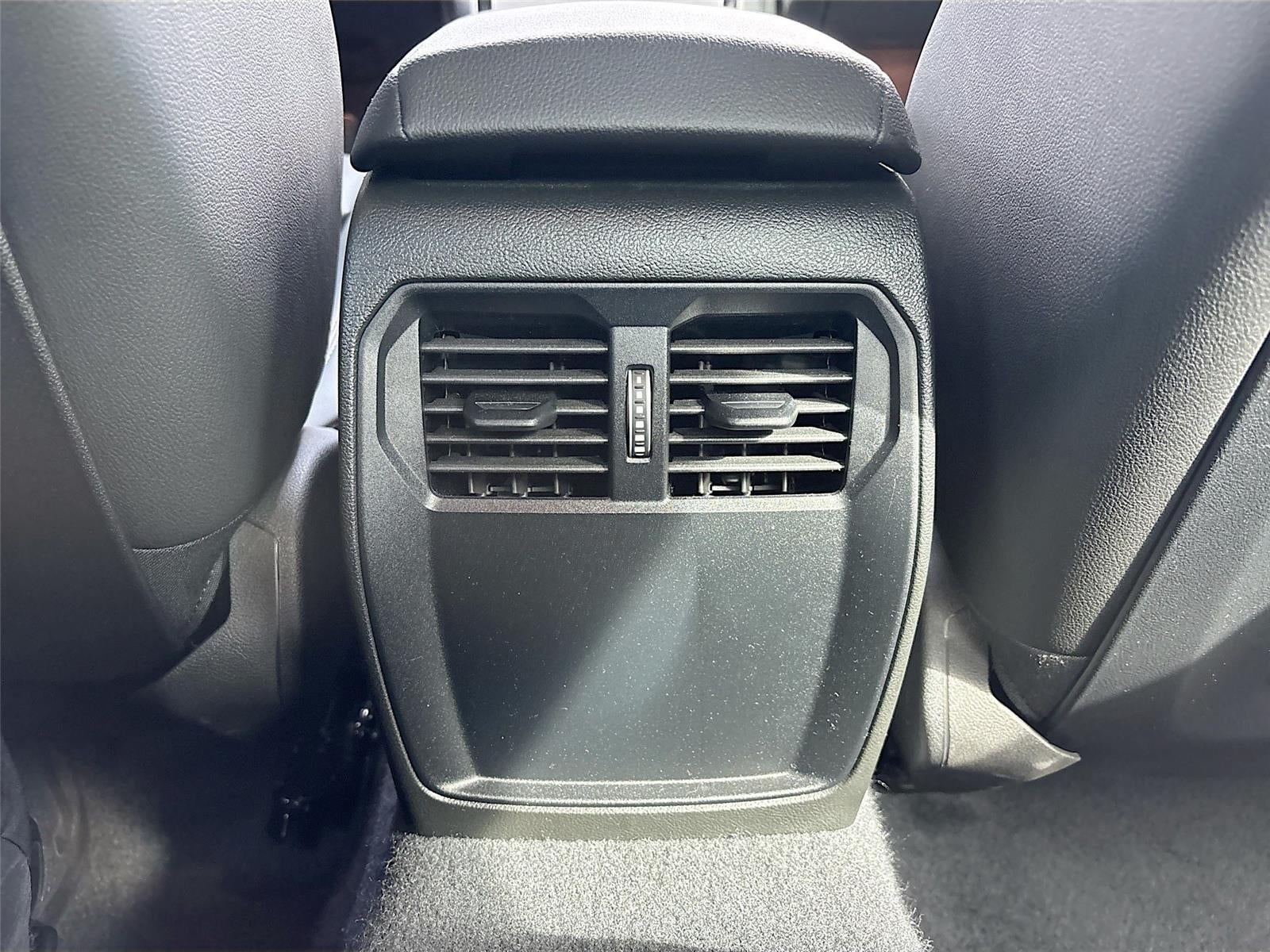 2024 BMW 2 Series 230i