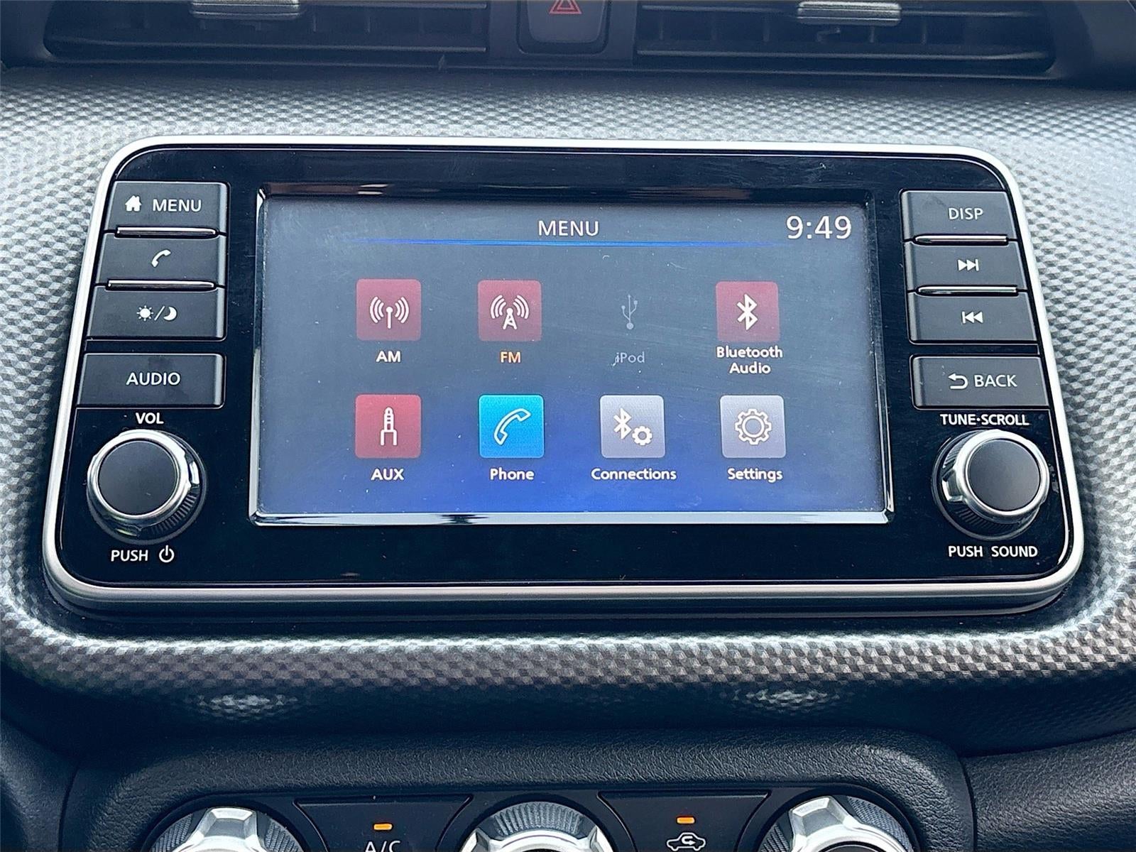 2019 Nissan Kicks S