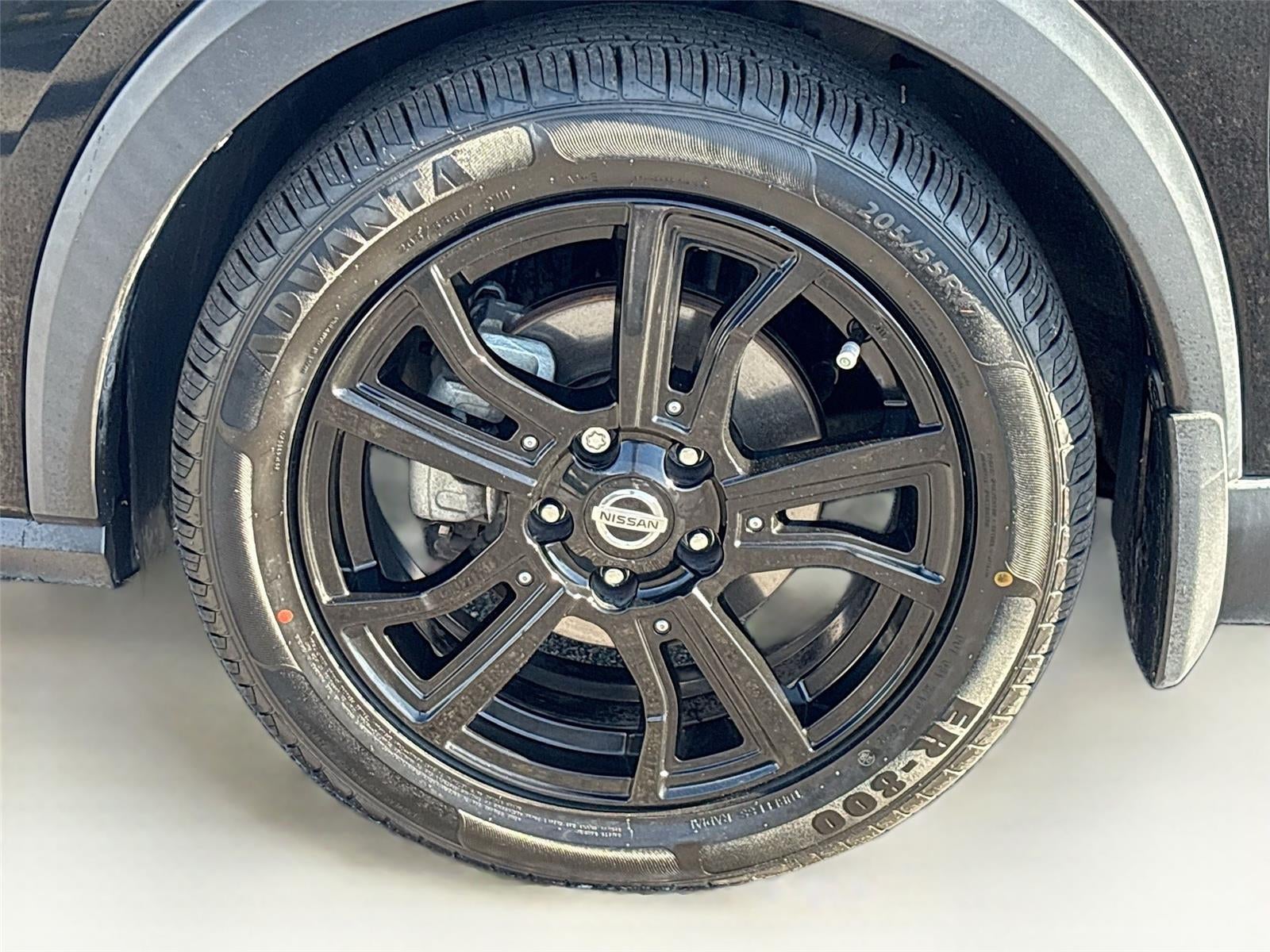 2021 Nissan Kicks SR