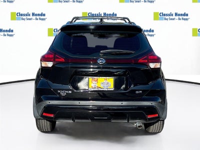 2021 Nissan Kicks SR