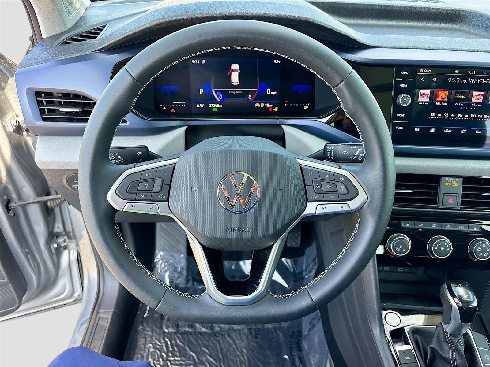 2023 Volkswagen Taos SE