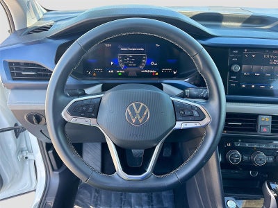 2024 Volkswagen Taos SE