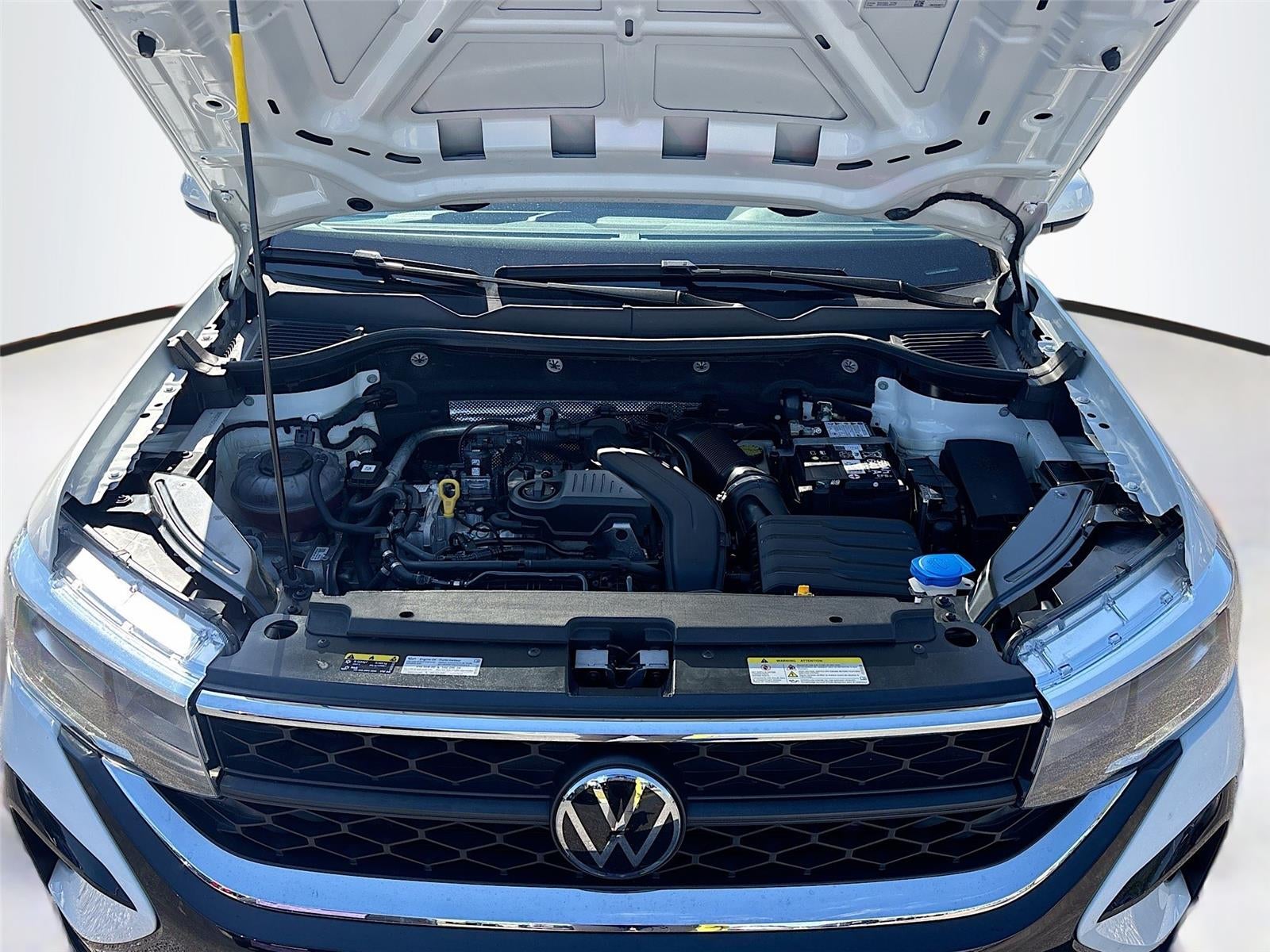 2024 Volkswagen Taos SE