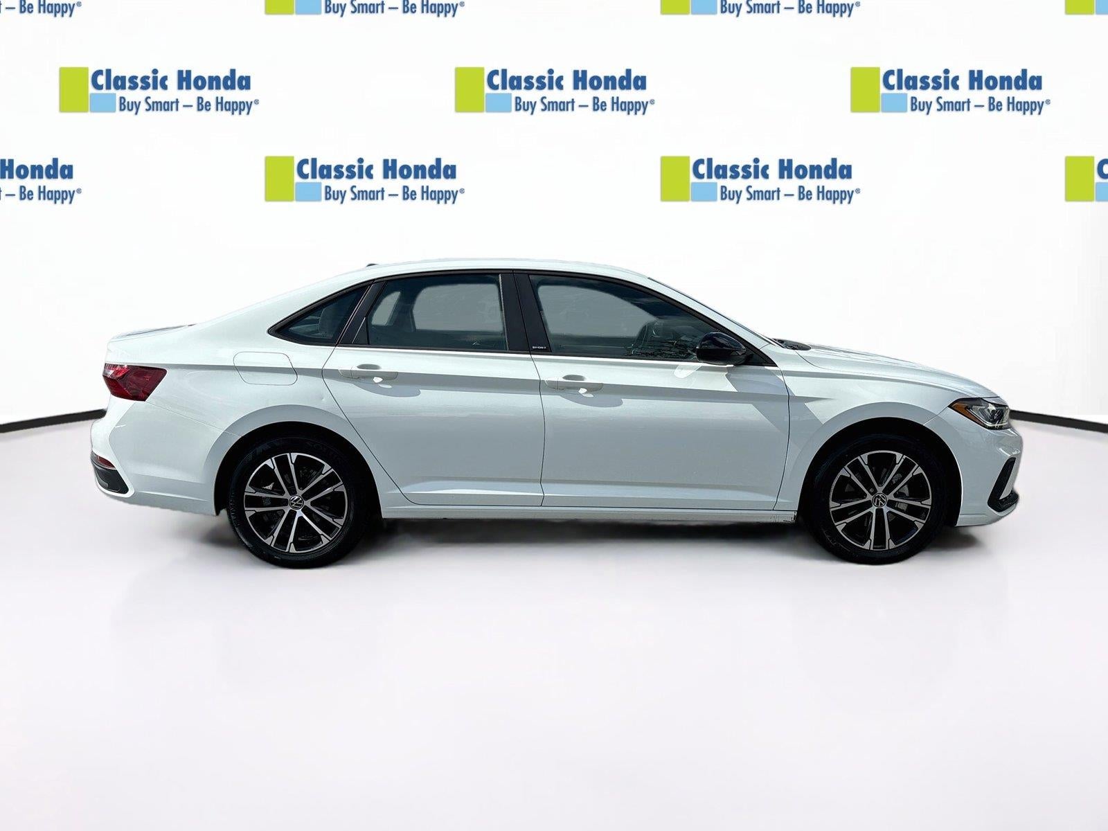 2025 Volkswagen Jetta Sport