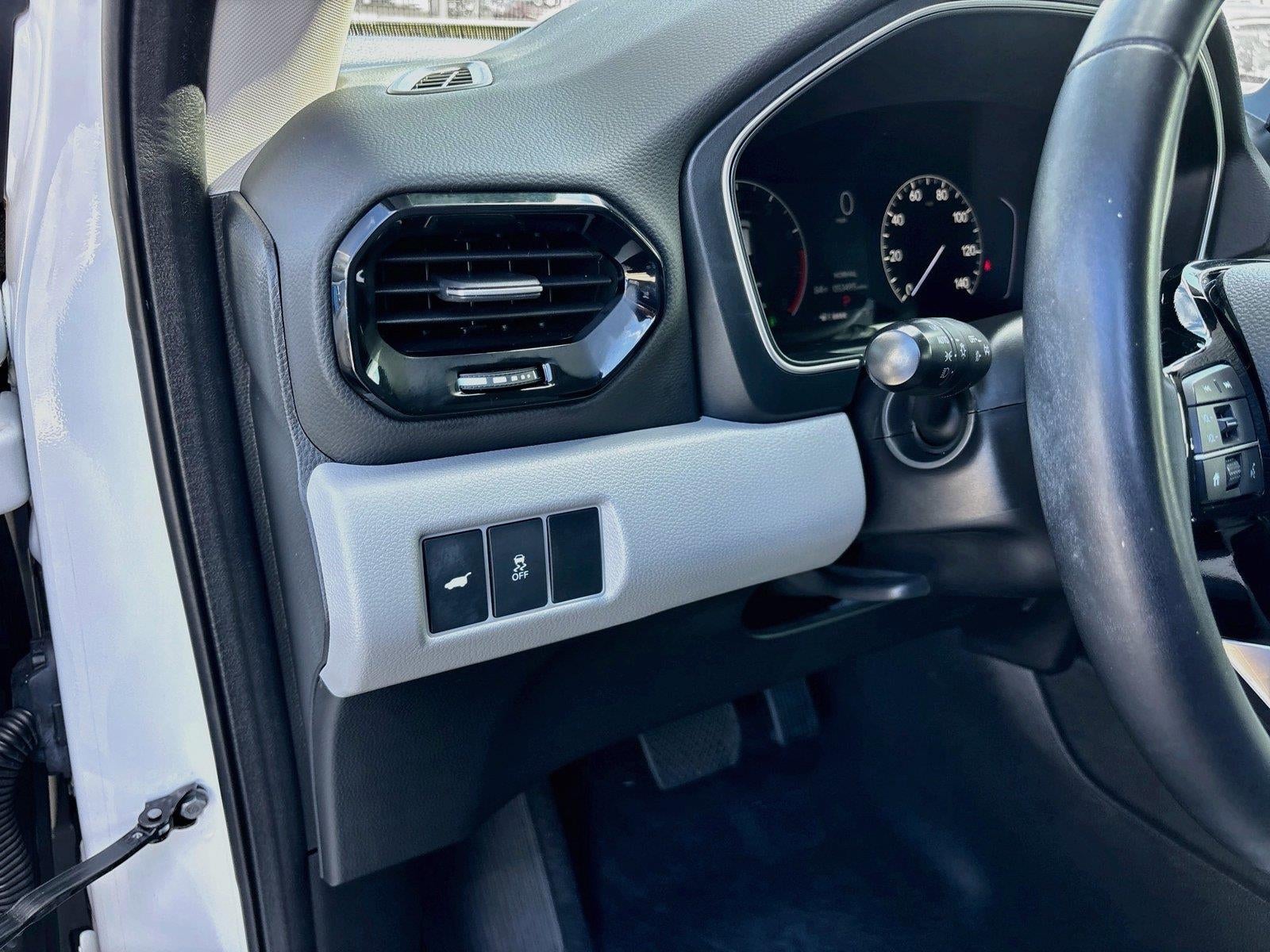 2023 Honda Pilot EX-L w/Rear Captain's Chairs