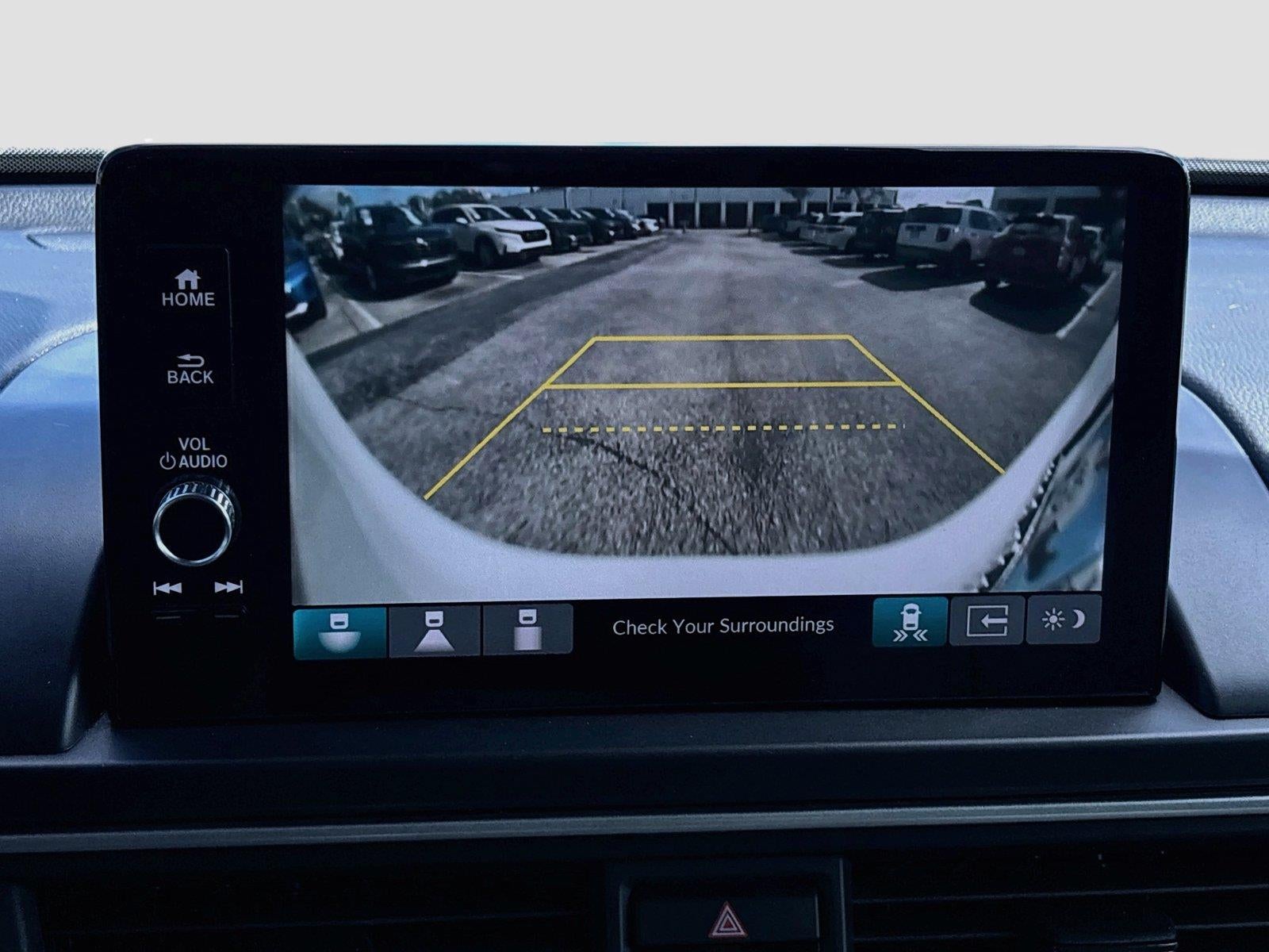 2023 Honda Pilot EX-L w/Rear Captain's Chairs