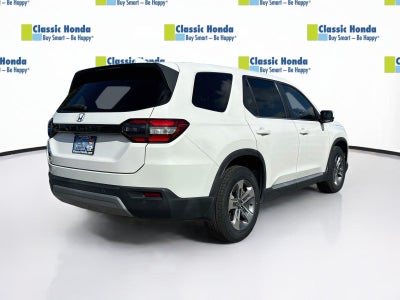 2023 Honda Pilot EX-L w/Rear Captain's Chairs