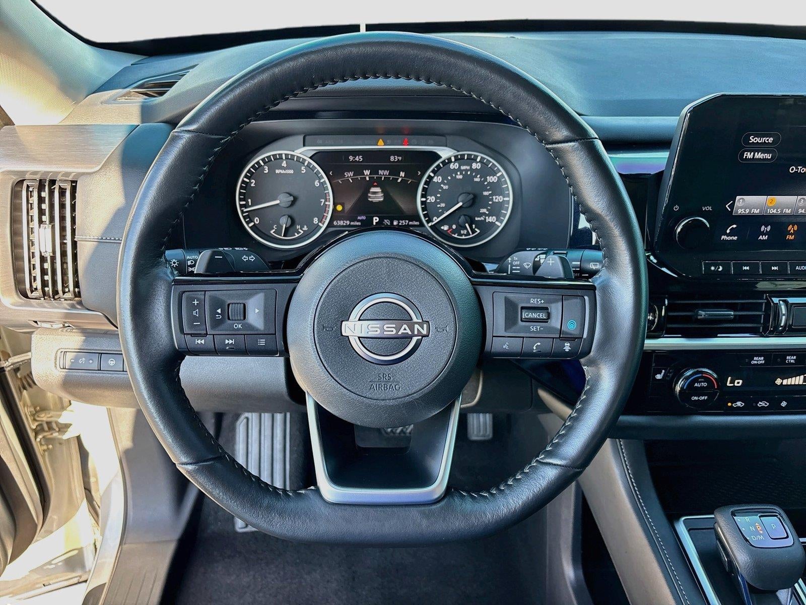 2022 Nissan Pathfinder SL