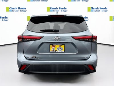 2021 Toyota Highlander LE