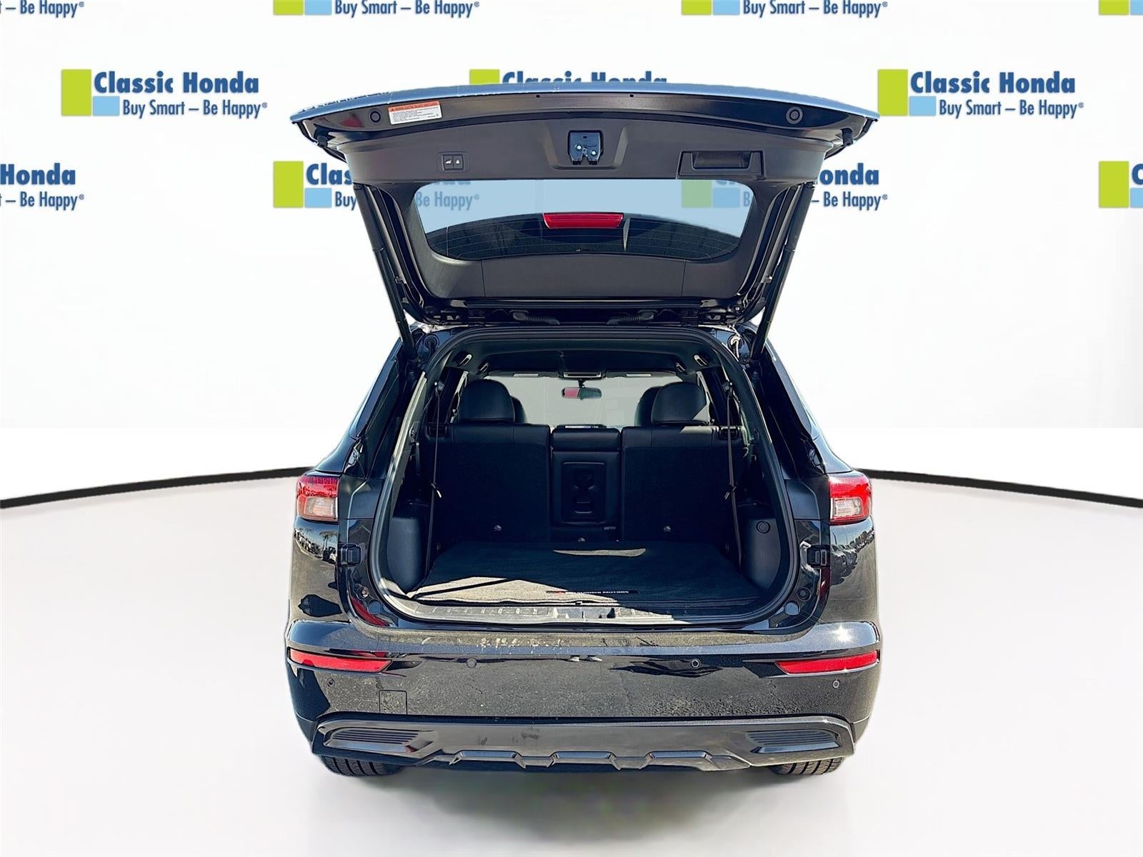 2023 Mitsubishi Outlander SE Black Edition