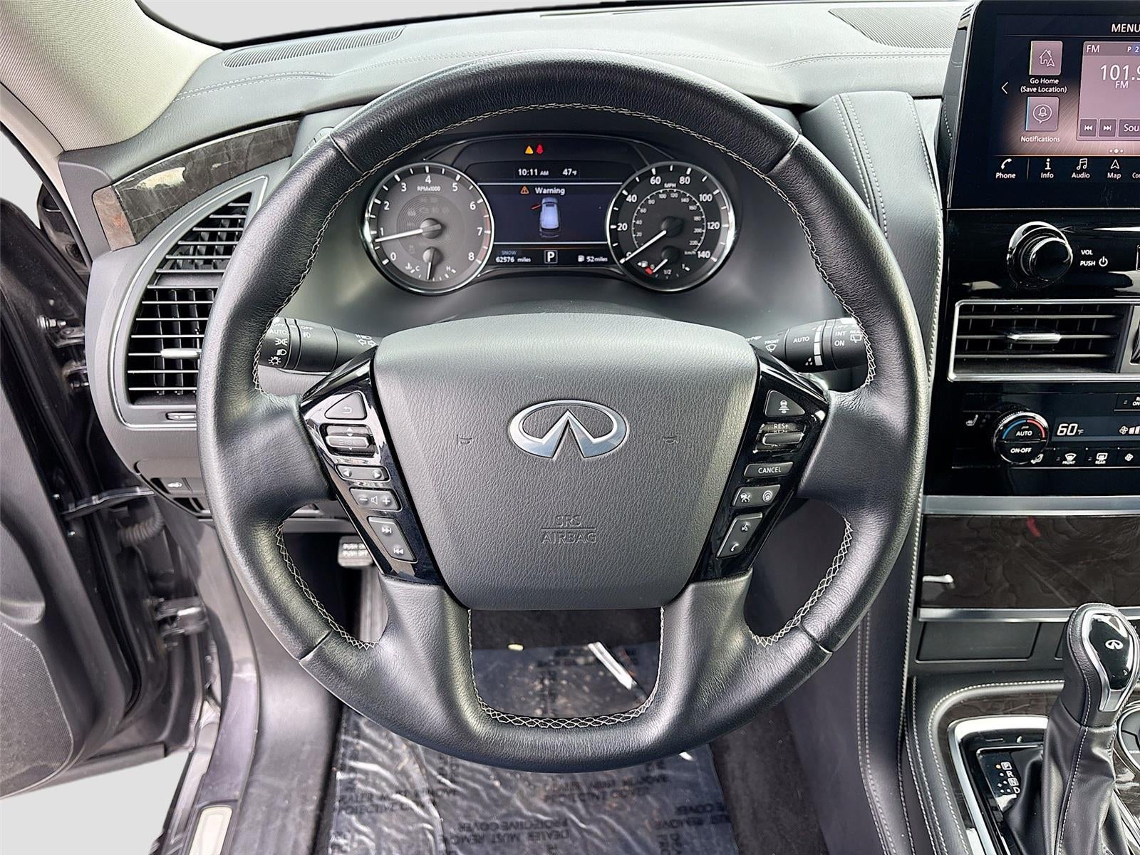 2024 INFINITI QX80 LUXE