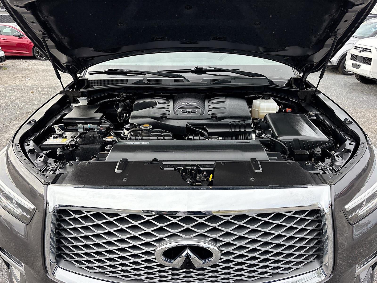 2024 INFINITI QX80 LUXE