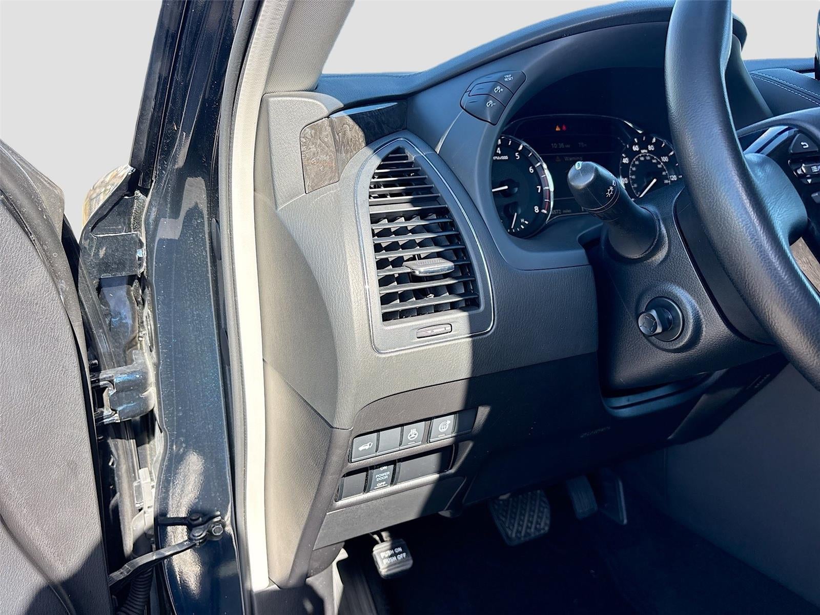 2024 INFINITI QX80 LUXE