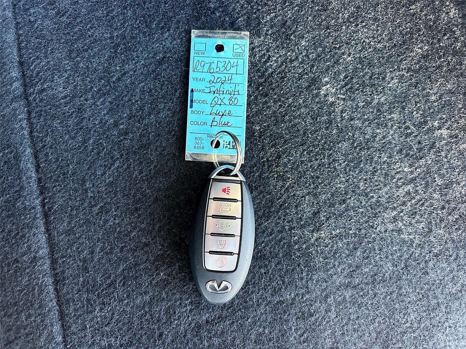 2024 INFINITI QX80 LUXE