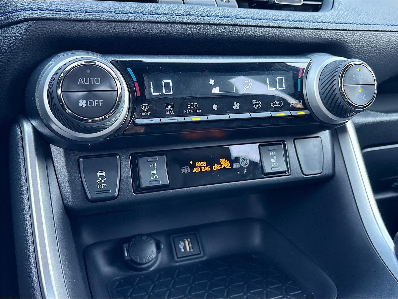 2025 Toyota RAV4 Hybrid XSE