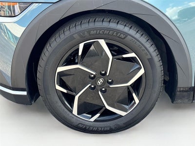 2024 Hyundai IONIQ 5 SE