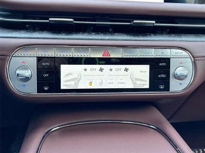 2025 Genesis G90 e-SC