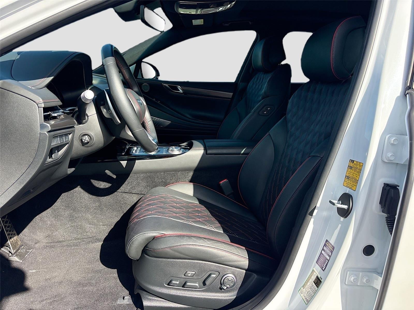 2023 Genesis G80 2.5T