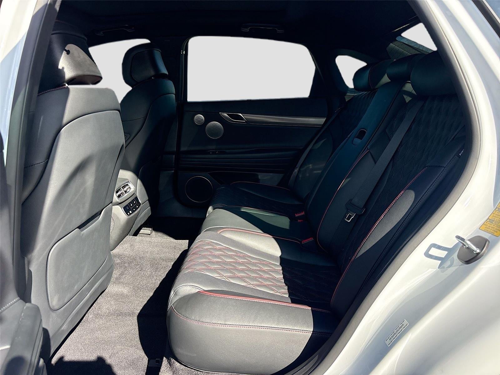 2023 Genesis G80 2.5T