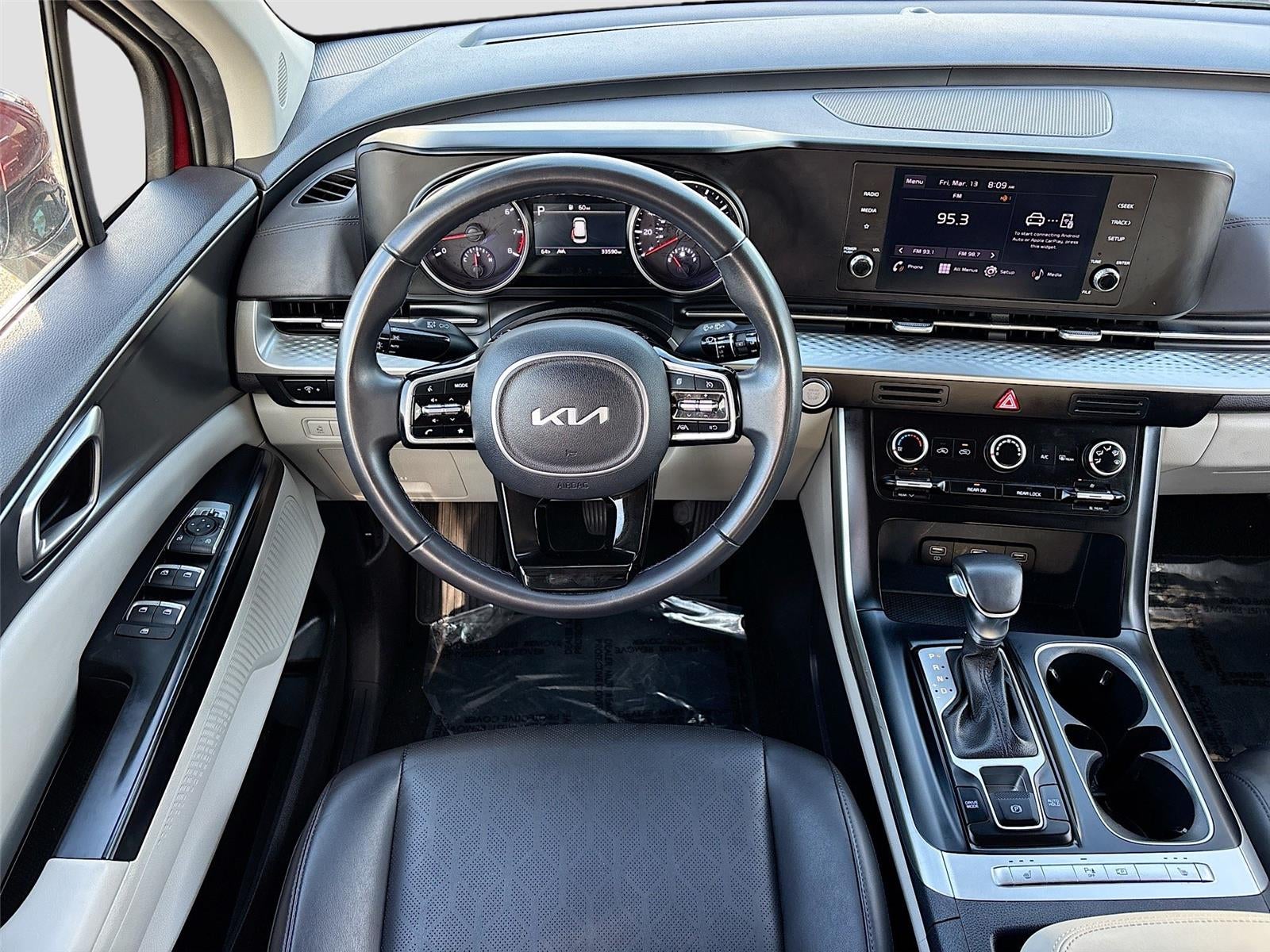 2024 Kia Carnival LX