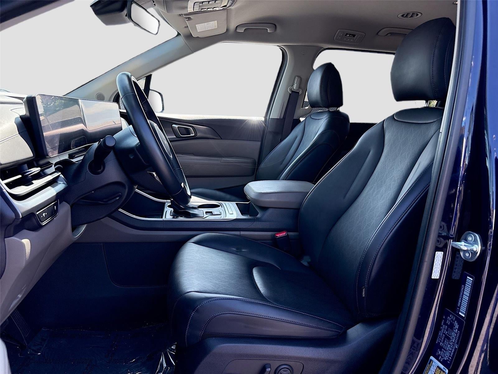 2025 Kia Carnival LXS