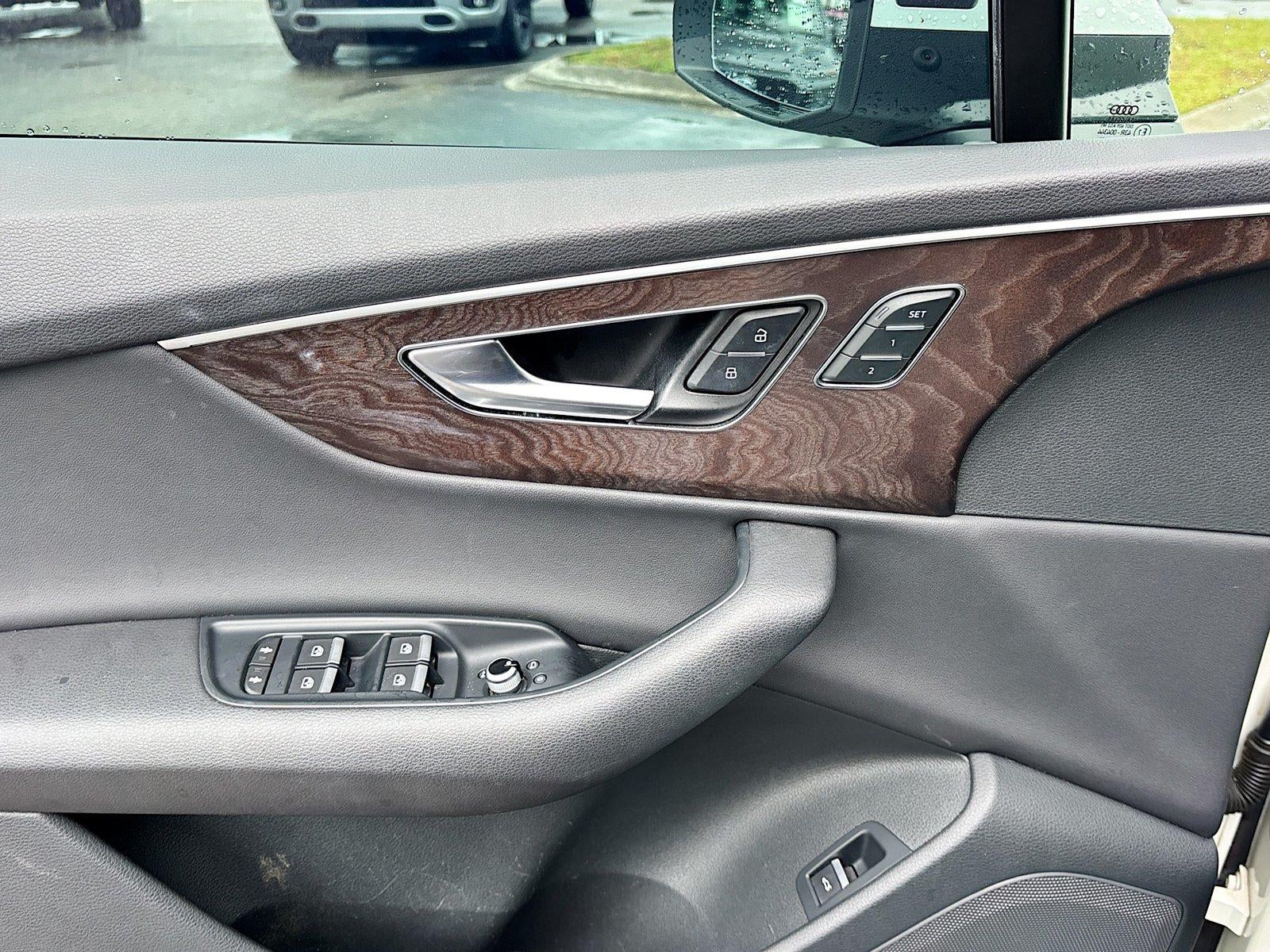 2020 Audi Q7 Premium