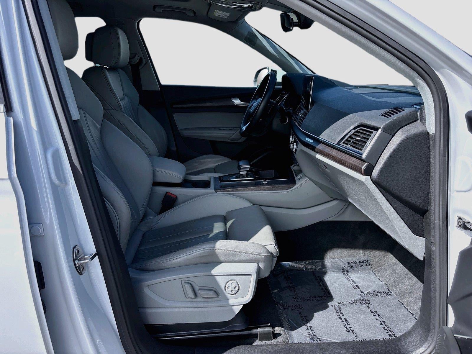 2024 Audi Q5 S line Premium Plus