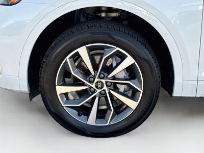 2024 Audi Q5 S line Premium Plus