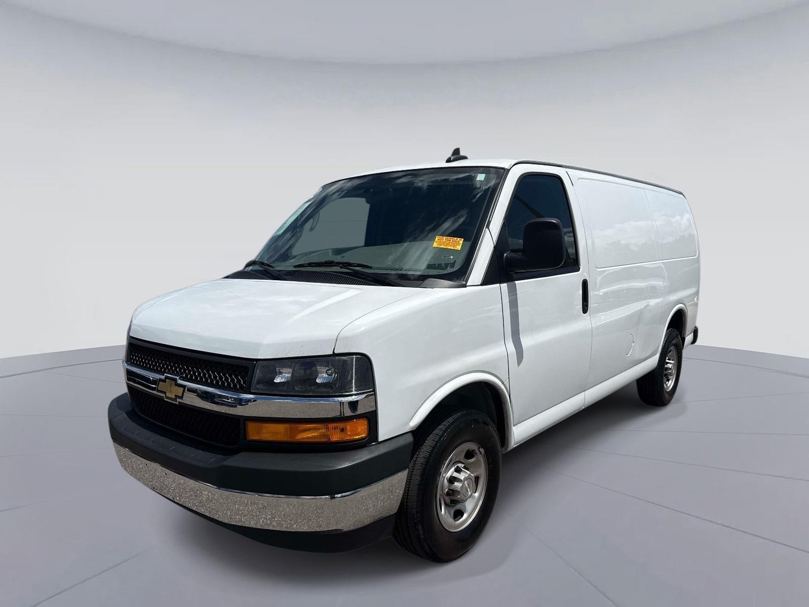 2022 Chevrolet Express Cargo Van RWD 2500 135"