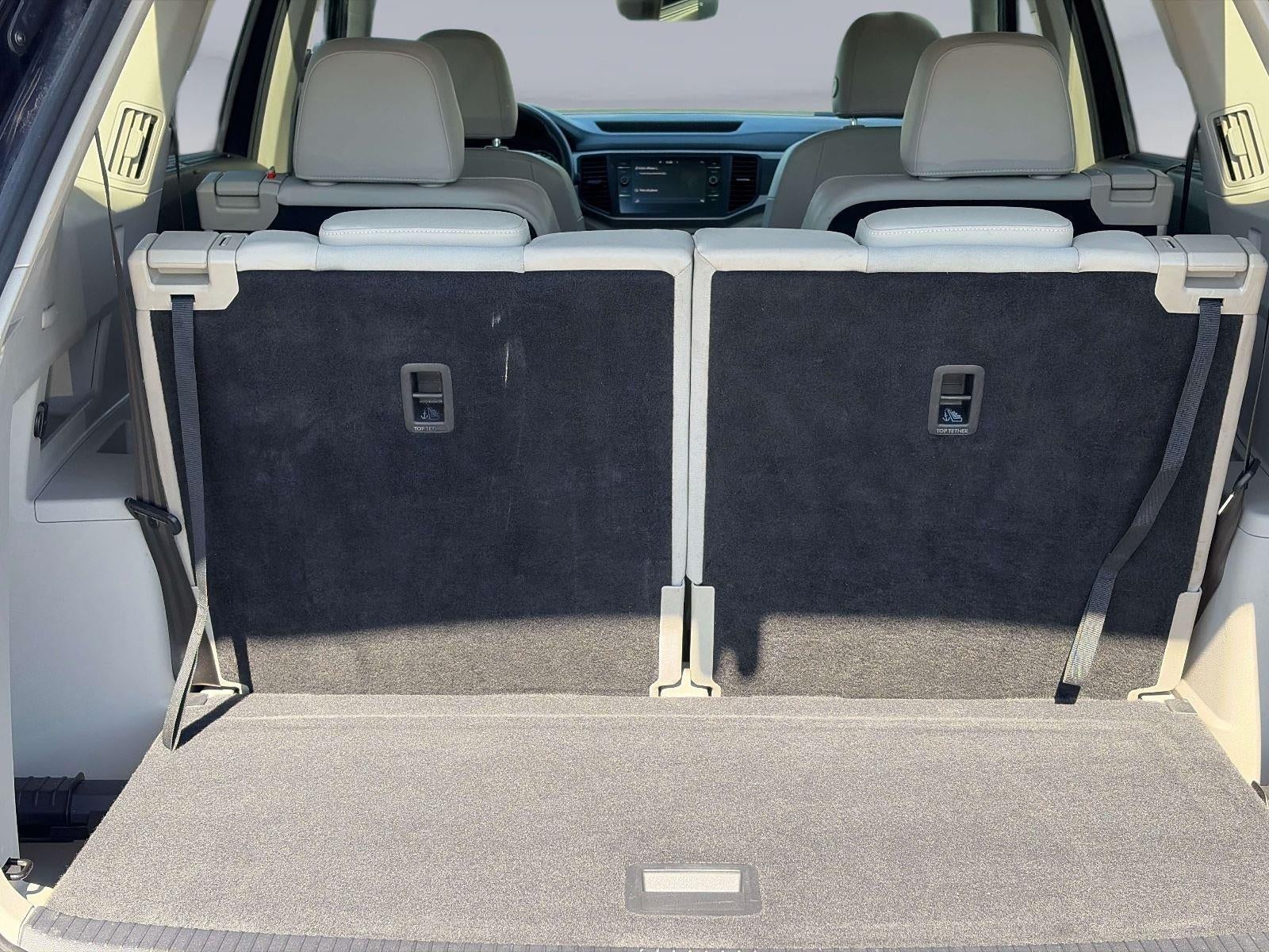 2021 Volkswagen Atlas 3.6L V6 SE w/Technology R-Line