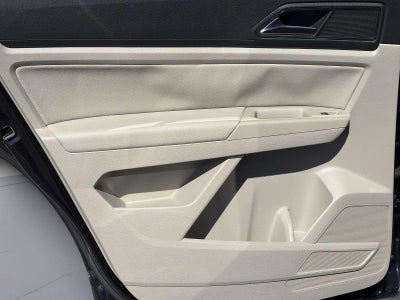 2021 Volkswagen Atlas 3.6L V6 SE w/Technology R-Line