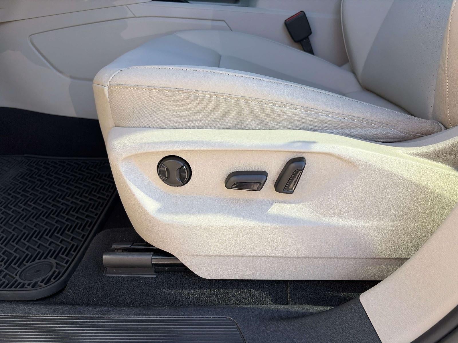 2021 Volkswagen Atlas 3.6L V6 SE w/Technology R-Line