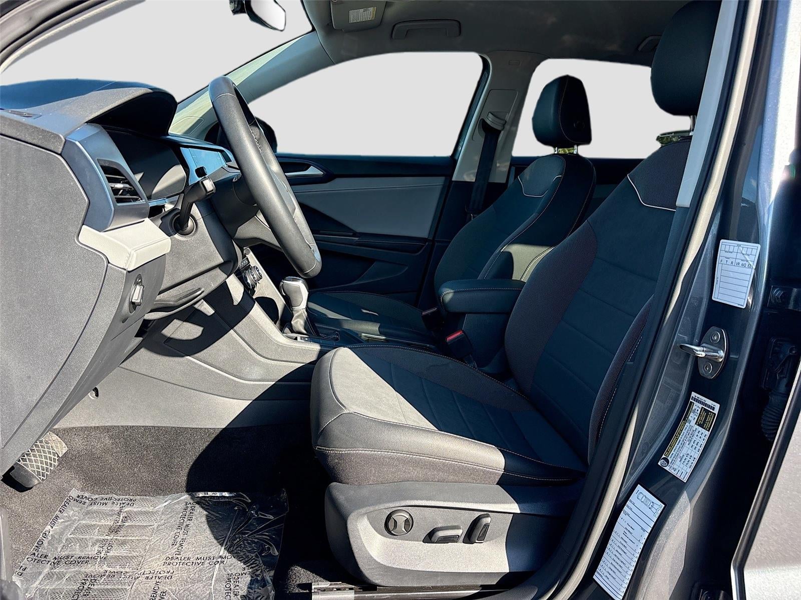 2024 Volkswagen TAOS SE SE