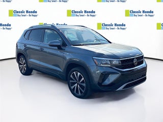 2024 Volkswagen TAOS SE SE