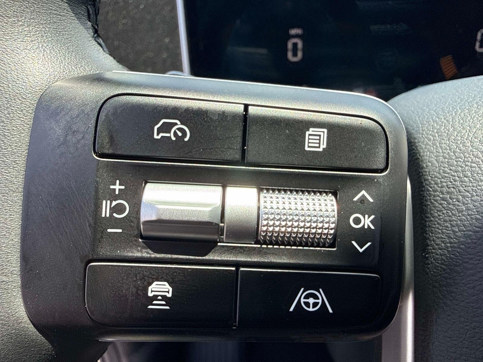 2025 Hyundai Santa Fe SE