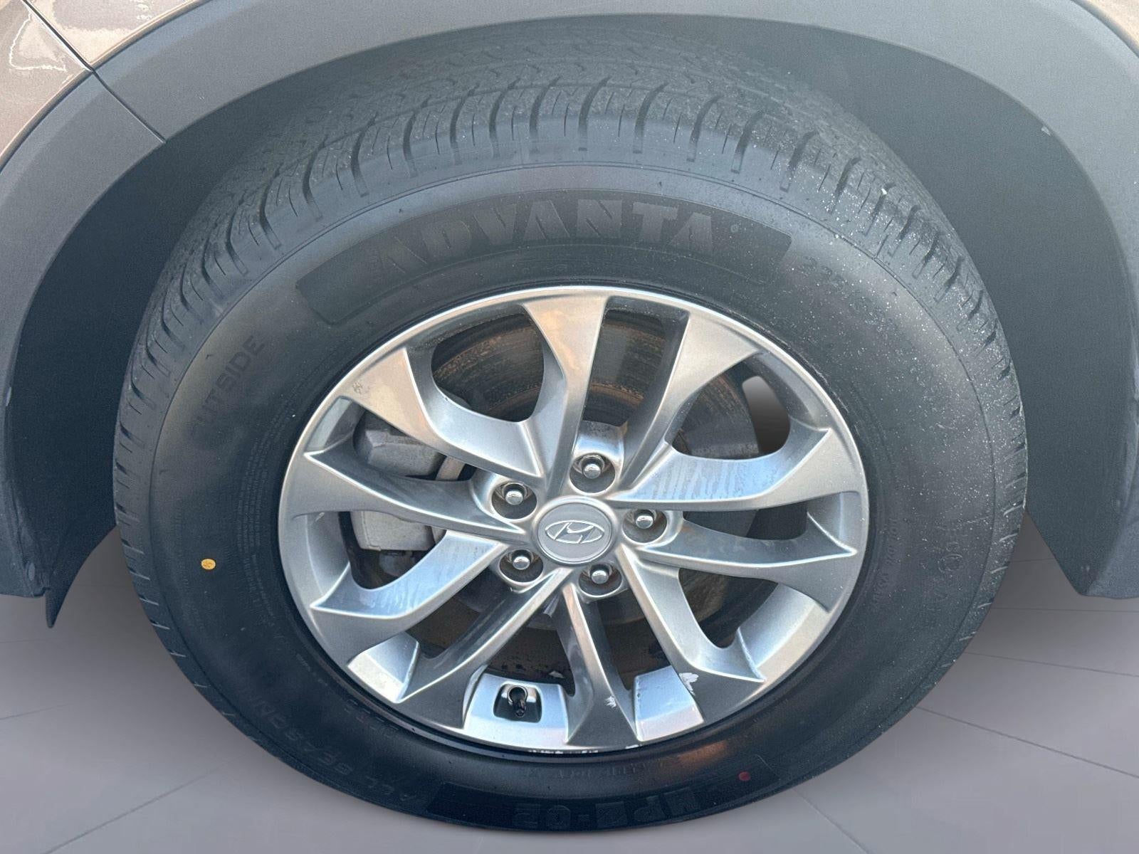 2020 Hyundai Santa Fe SE
