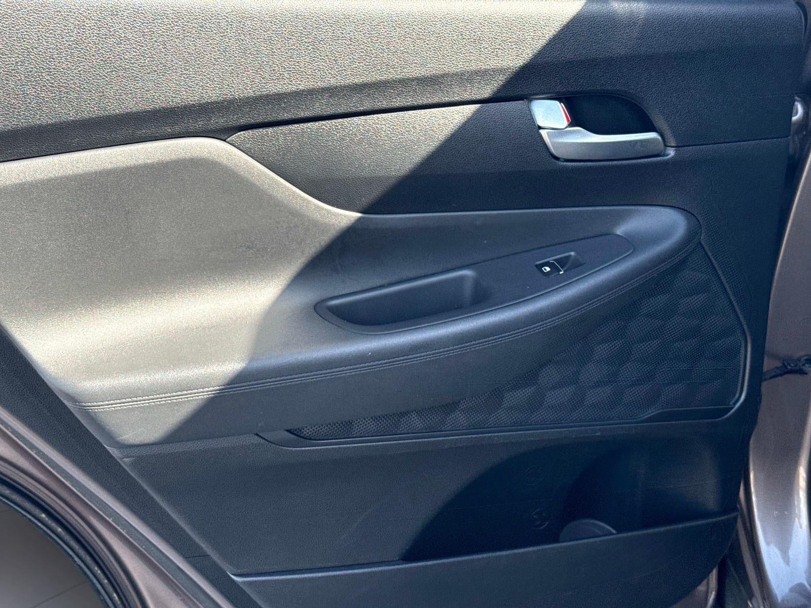 2020 Hyundai Santa Fe SE