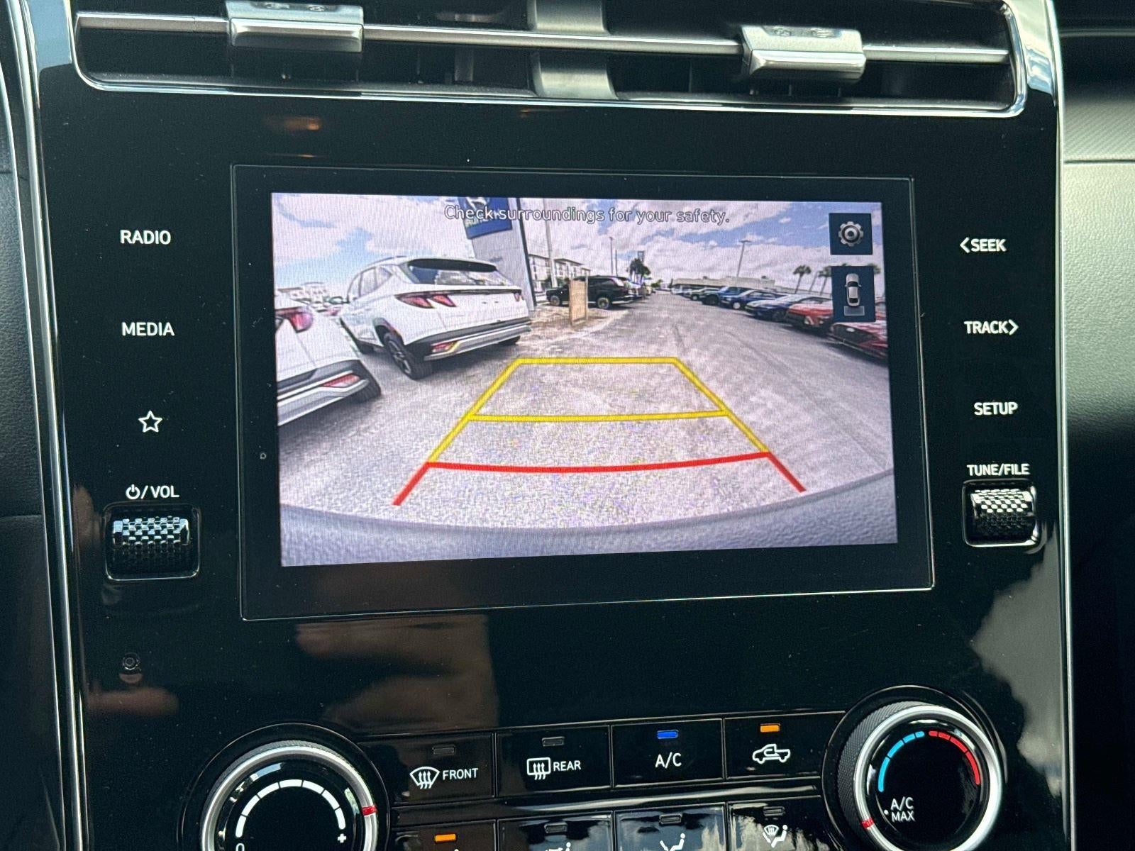 2024 Hyundai Santa Cruz SE