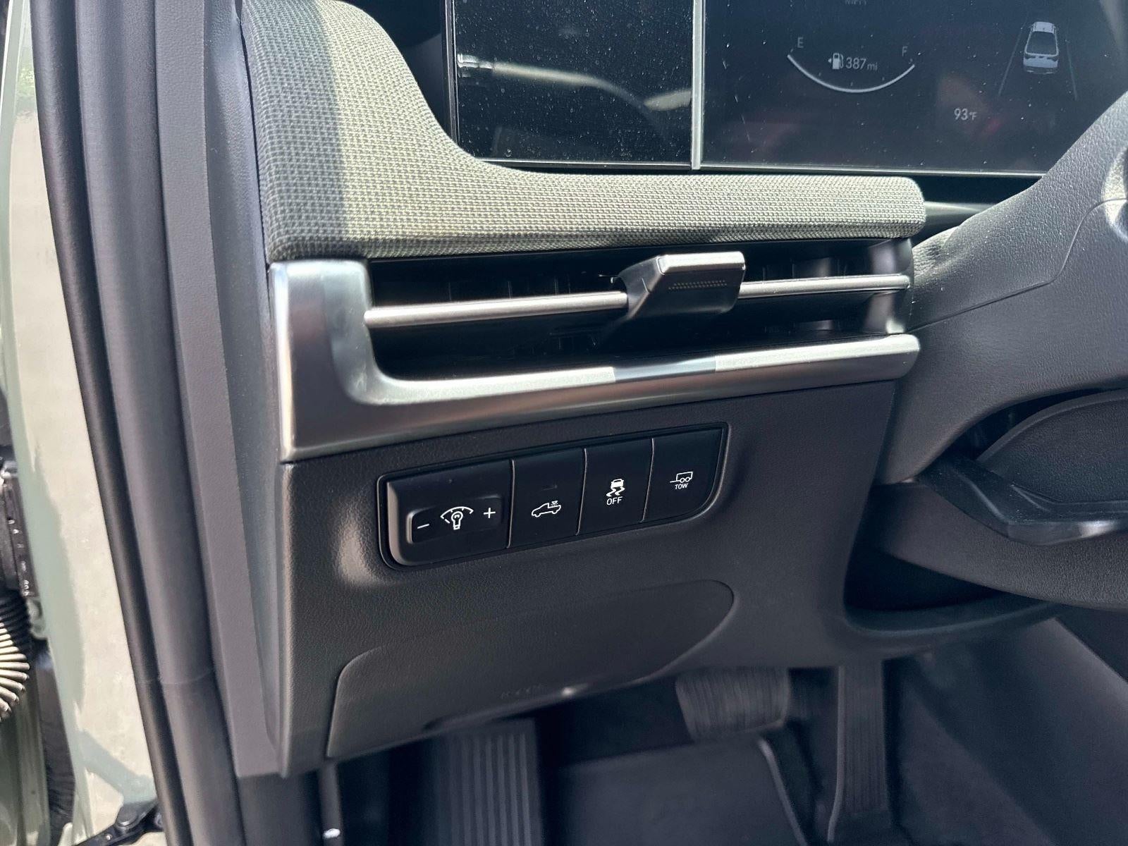 2025 Hyundai Santa Cruz Limited