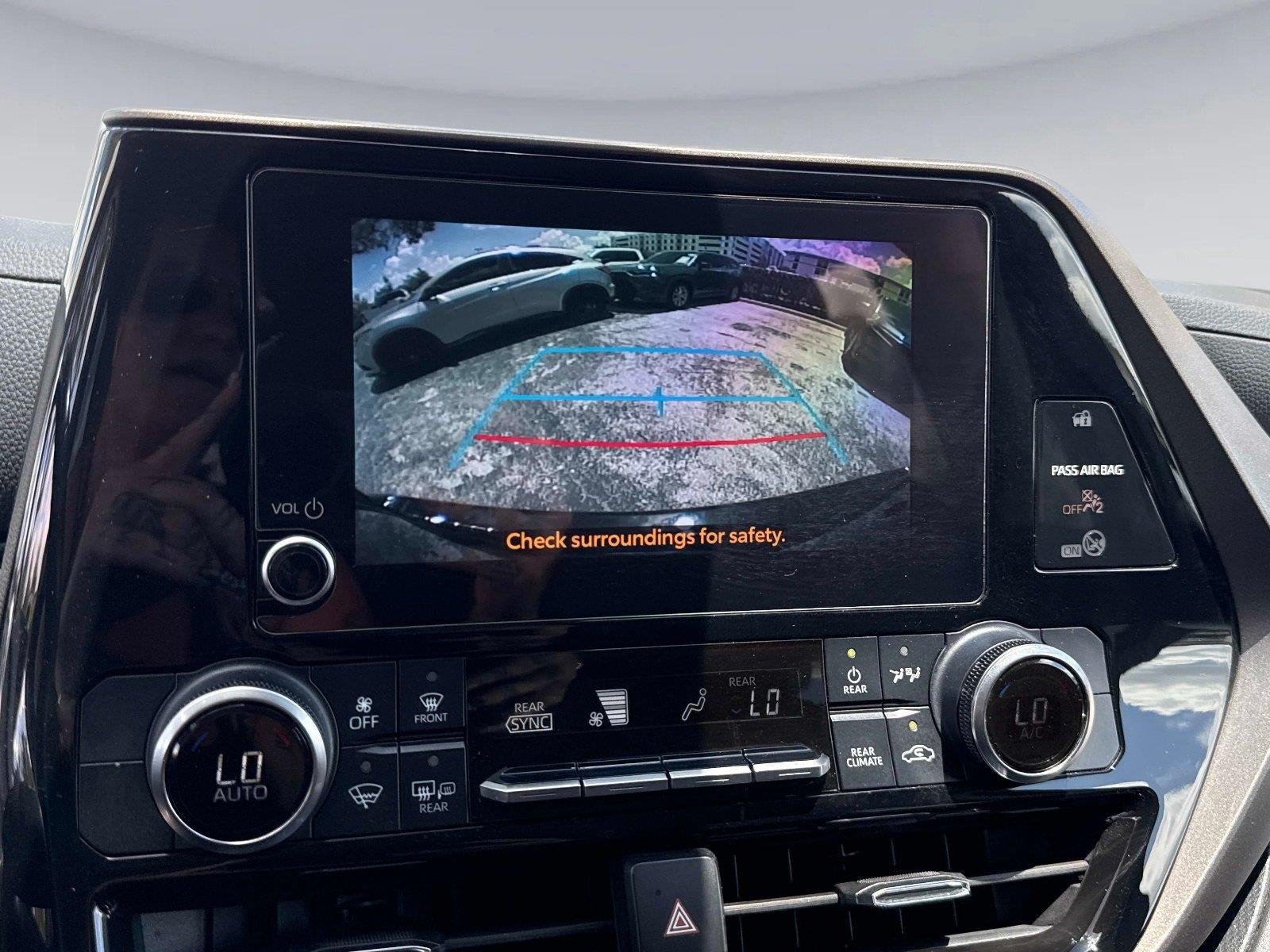 2023 Toyota Highlander LE