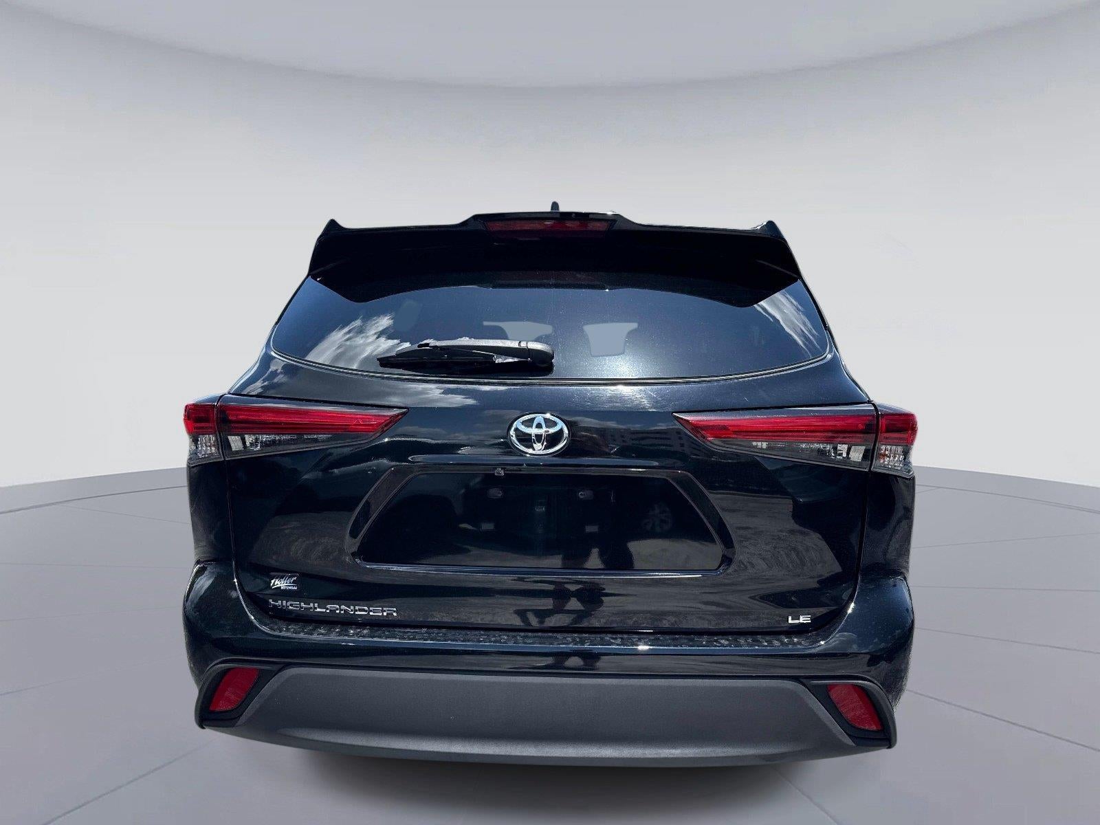 2023 Toyota Highlander LE